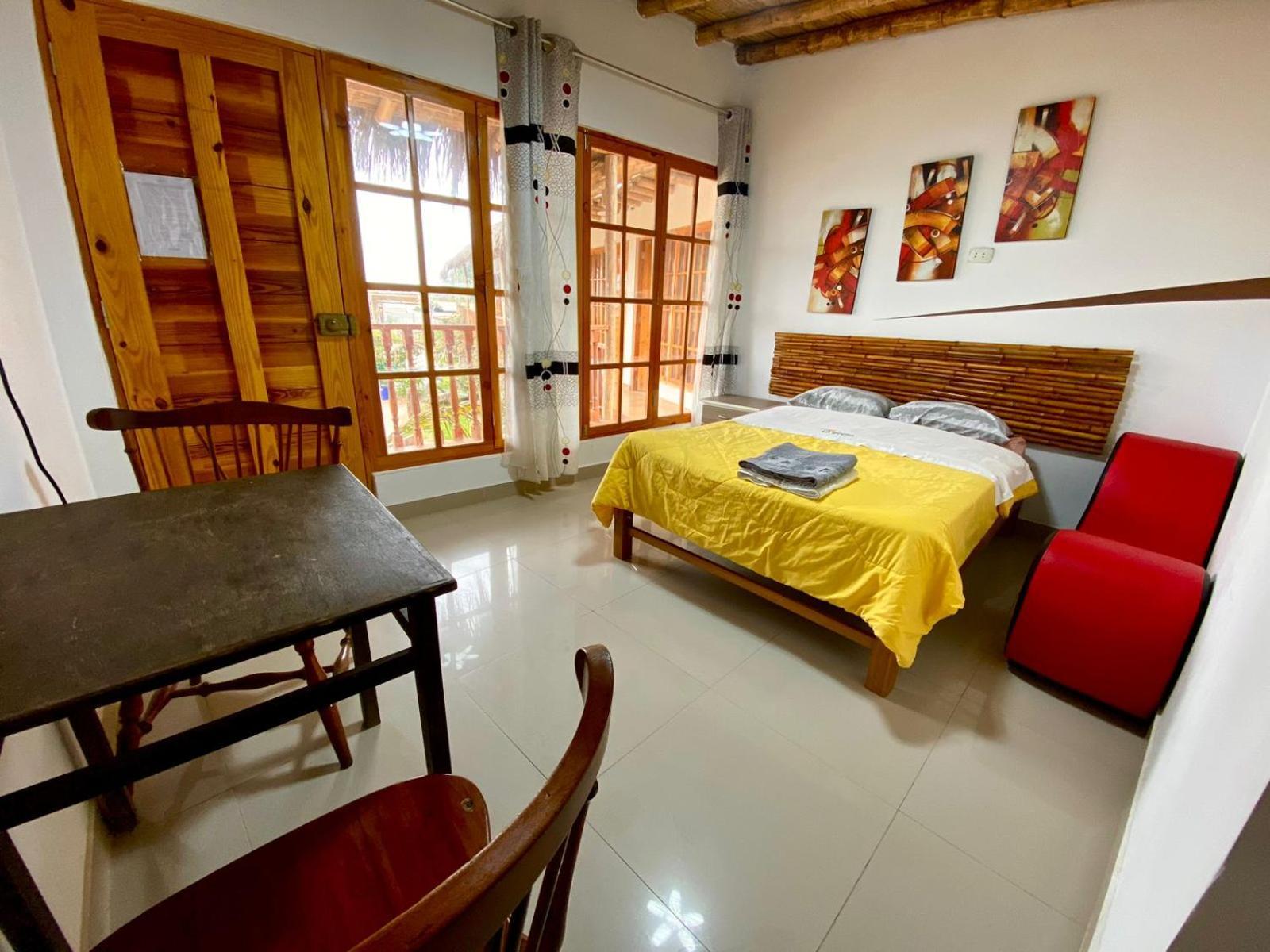 La Colpa Otel Chincha Baja Dış mekan fotoğraf