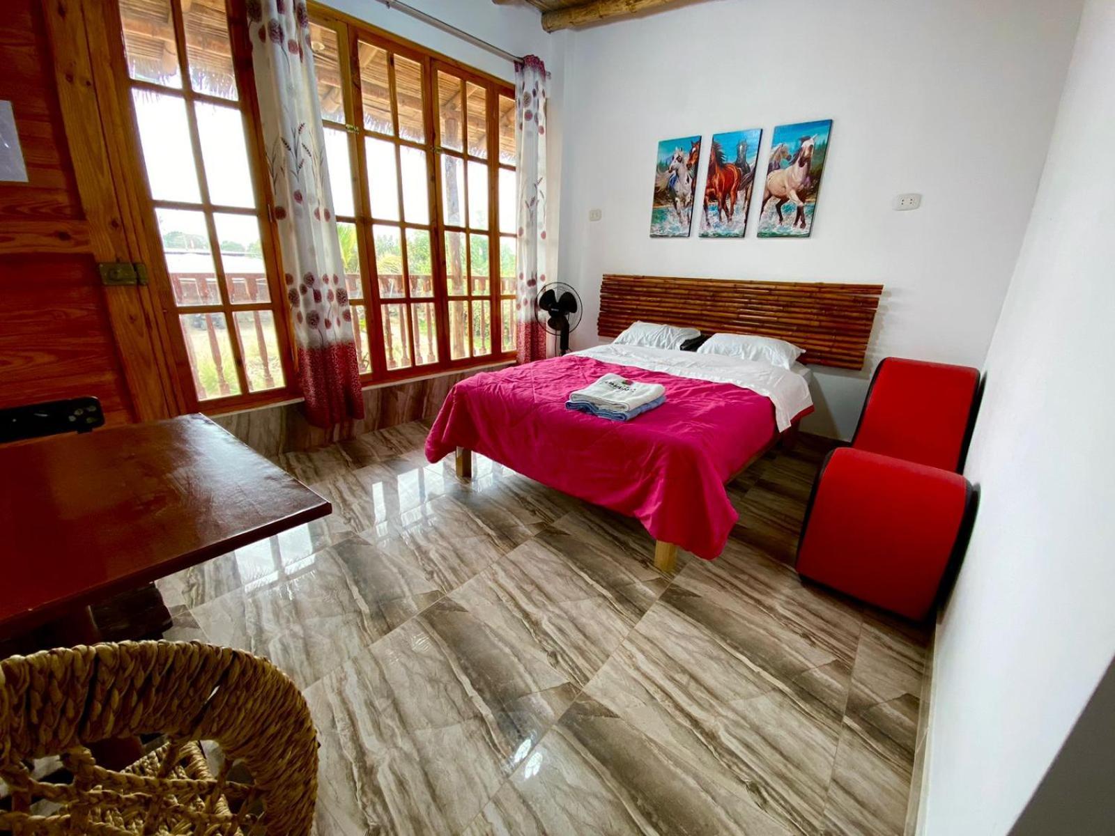 La Colpa Otel Chincha Baja Dış mekan fotoğraf