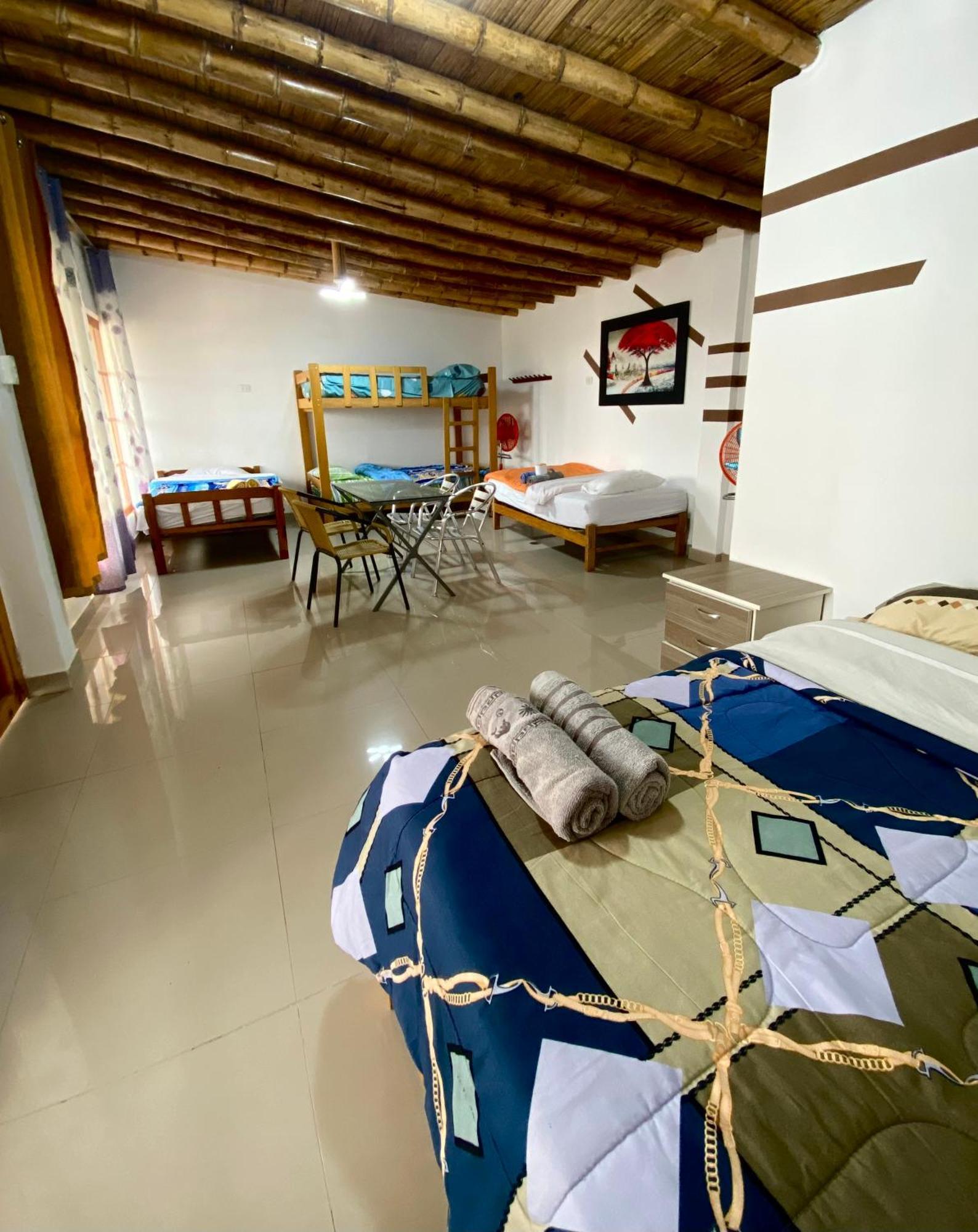 La Colpa Otel Chincha Baja Dış mekan fotoğraf